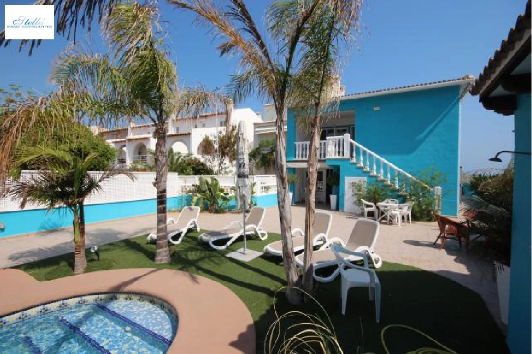 casa de playa en Oliva(Oliva) en venta, superficie 220 m², ano de construccion 1996, estado neat, + estufa, aire acondicionado, parcela 430 m², 6 dormitorios, 2 banos, piscina, ref.: Lo-3416-43