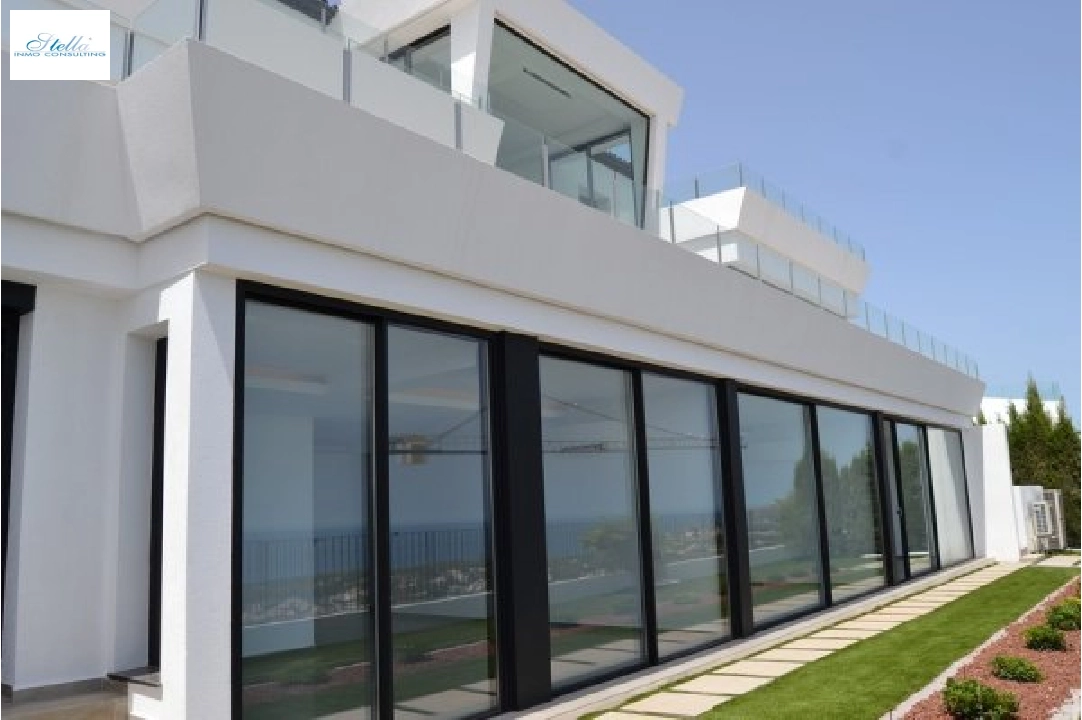 villa en Calpe en venta, superficie 450 m², aire acondicionado, parcela 956 m², 5 dormitorios, 5 banos, piscina, ref.: BS-3974680-21