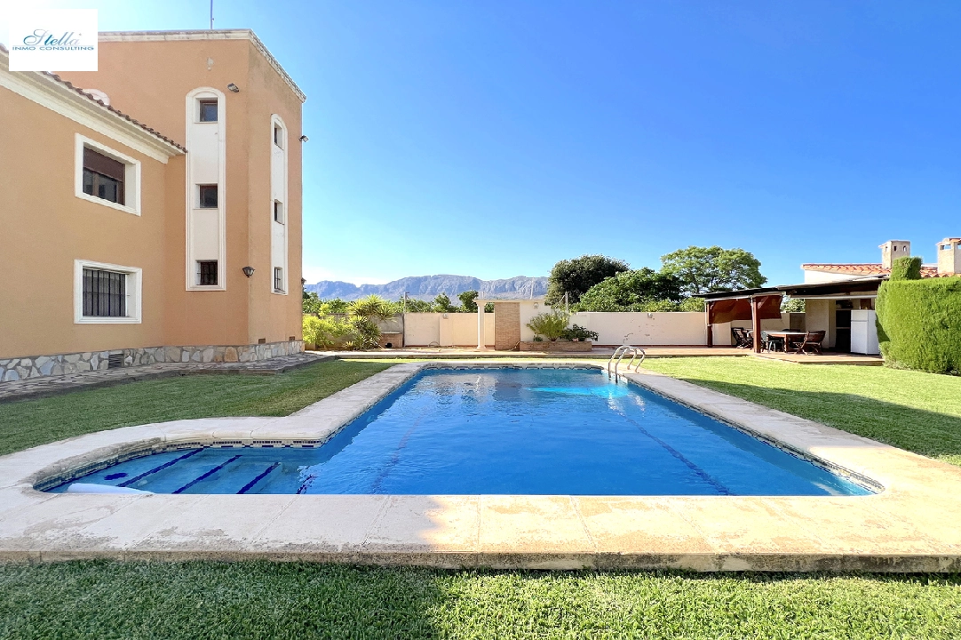 villa en Pamis en venta, superficie 320 m², + estufa, aire acondicionado, parcela 1800 m², 4 dormitorios, 1 banos, piscina, ref.: SB-2122-3