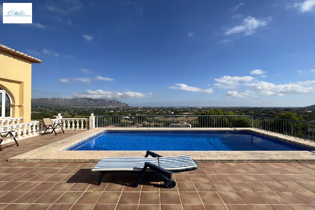 villa en Pedreguer(Monte Solana) en venta, superficie 239 m², ano de construccion 2005, + KLIMA, aire acondicionado, parcela 873 m², 3 dormitorios, 3 banos, piscina, ref.: SB-2222-2