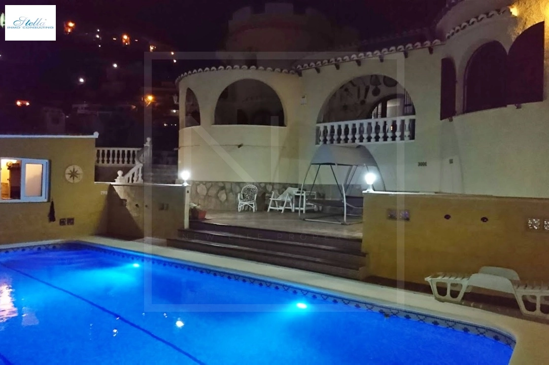 villa en Benitachell(Cumbre del Sol) en venta, superficie 237 m², + calefaccion central, parcela 1011 m², 5 dormitorios, 3 banos, piscina, ref.: NL-NLD1394-6