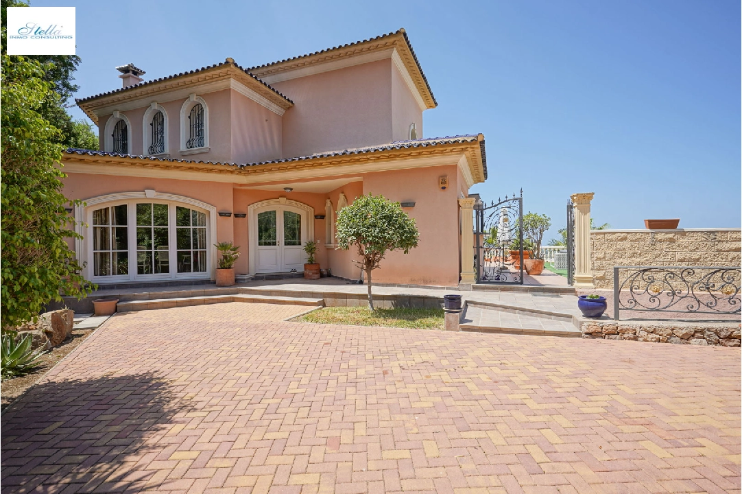 villa en Pedreguer(La Sella) en venta, superficie 392 m², aire acondicionado, parcela 1382 m², 5 dormitorios, 4 banos, ref.: BP-8100SEL-32