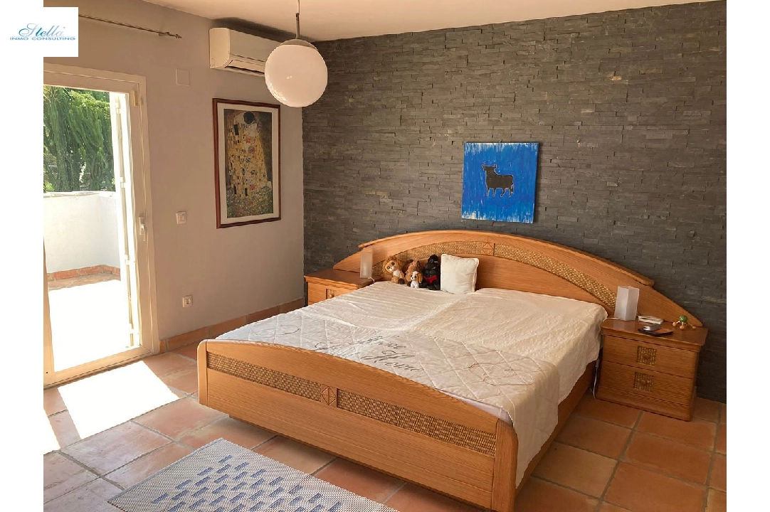 villa en Moraira en venta, superficie 471 m², estado neat, aire acondicionado, parcela 1200 m², 3 dormitorios, 2 banos, piscina, ref.: HA-MO-109-19