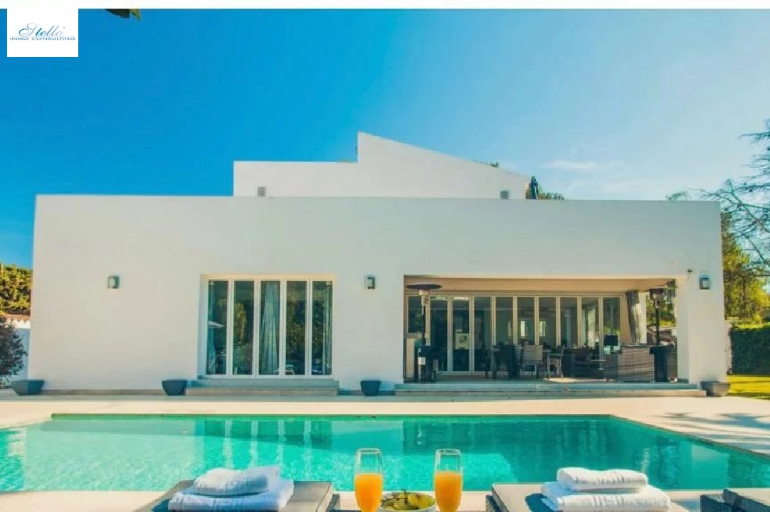 villa en Javea en venta, superficie 275 m², aire acondicionado, 6 dormitorios, 5 banos, piscina, ref.: BS-82382515-1