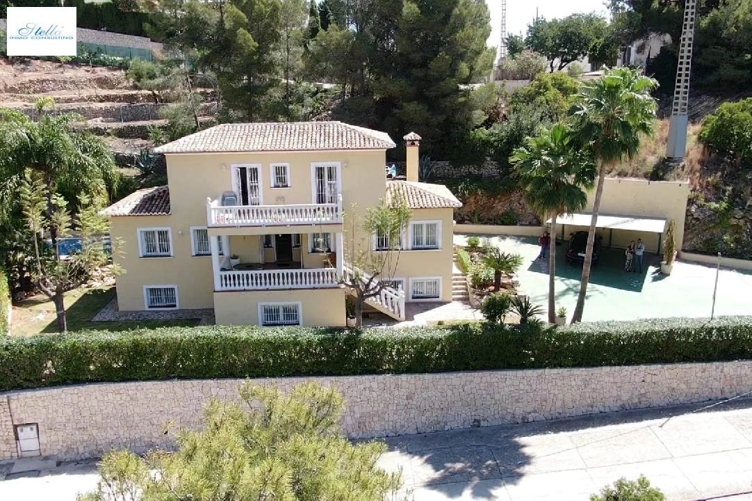 villa en Javea en venta, 5 dormitorios, 4 banos, piscina, ref.: BS-82838857-1