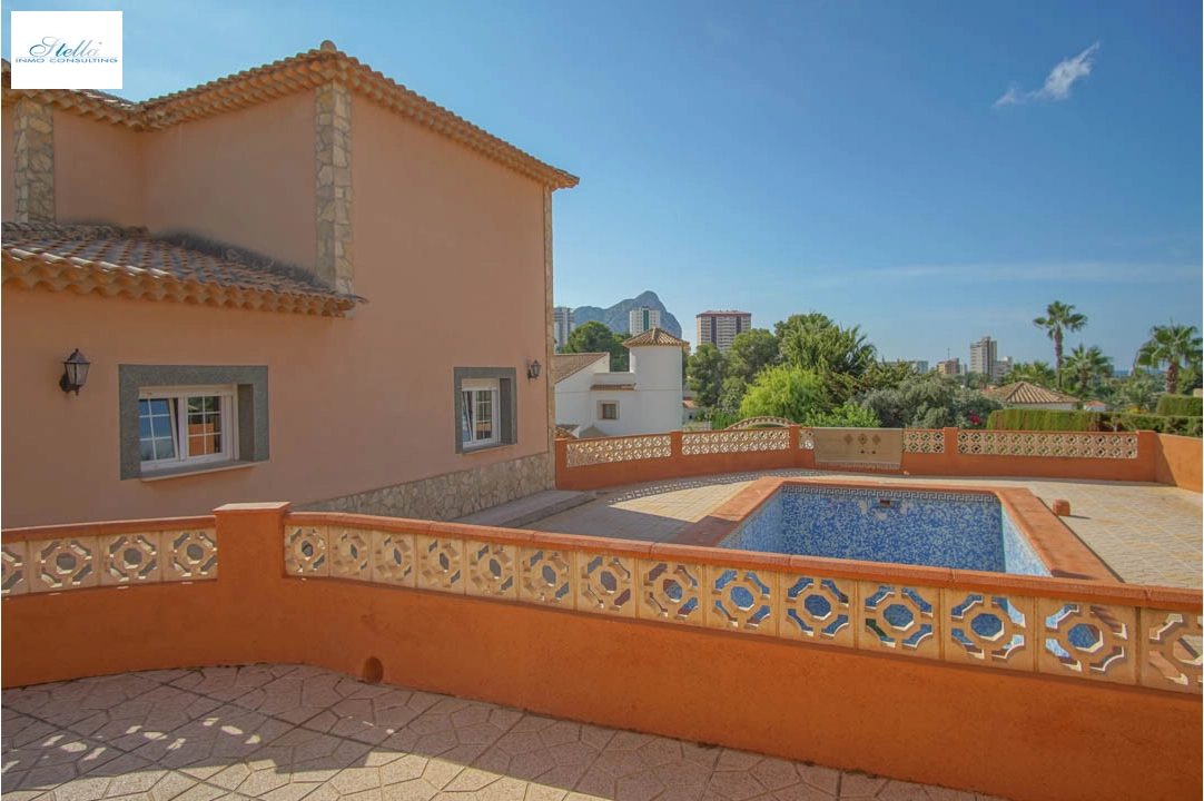 villa en Calpe(Partida La Calalga) en venta, superficie 345 m², aire acondicionado, parcela 867 m², 5 dormitorios, 3 banos, piscina, ref.: BP-7016CAL-31