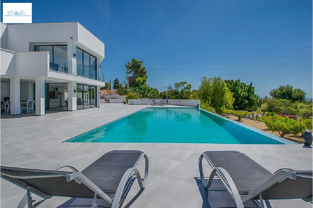 villa en Altea(Altea) en venta, superficie 580 m², aire acondicionado, parcela 6900 m², 5 dormitorios, 5 banos, piscina, ref.: AM-913DA-3700-7