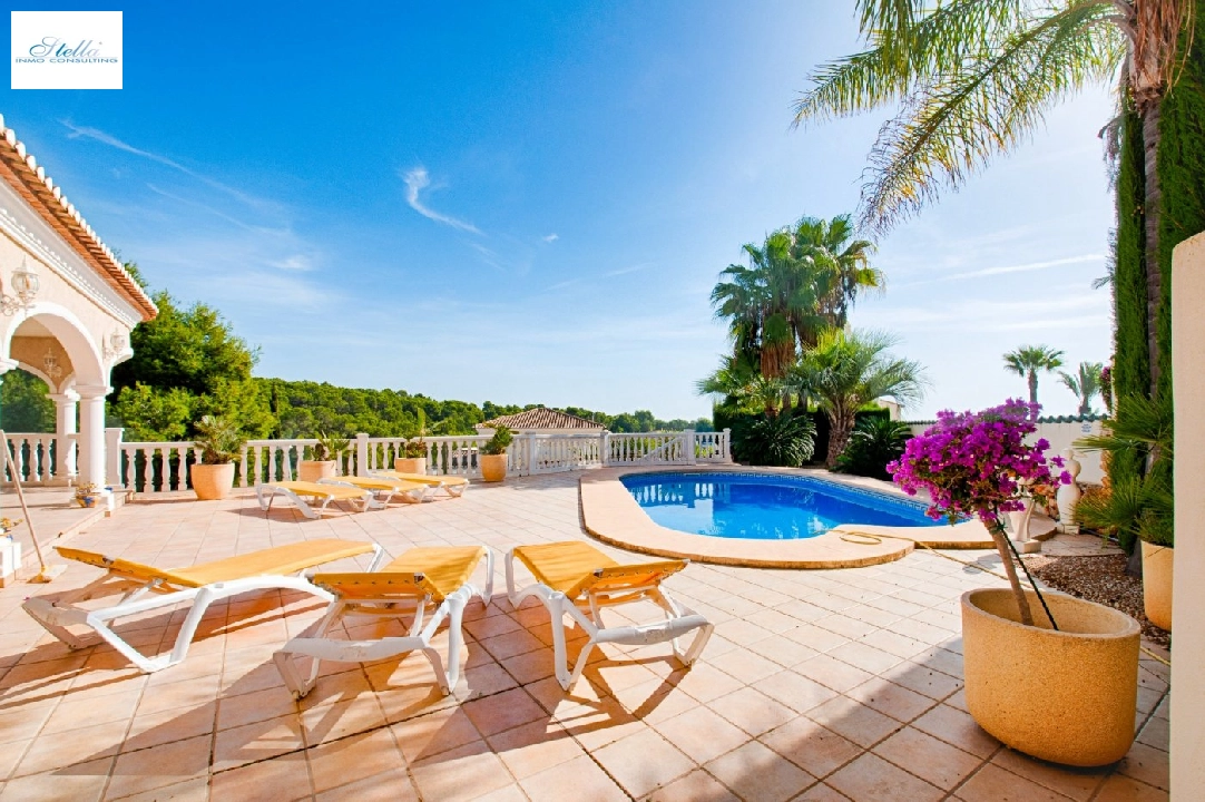 villa en Benissa(El Magraner) en venta, superficie 310 m², aire acondicionado, parcela 1000 m², 4 dormitorios, 3 banos, piscina, ref.: AM-11829DA-3700-15