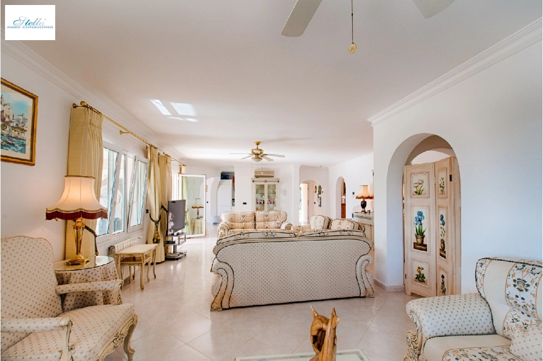 villa en Benissa(El Magraner) en venta, superficie 310 m², aire acondicionado, parcela 1000 m², 4 dormitorios, 3 banos, piscina, ref.: AM-11829DA-3700-24