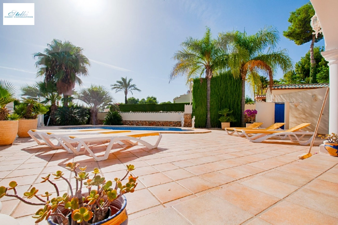 villa en Benissa(El Magraner) en venta, superficie 310 m², aire acondicionado, parcela 1000 m², 4 dormitorios, 3 banos, piscina, ref.: AM-11829DA-3700-43