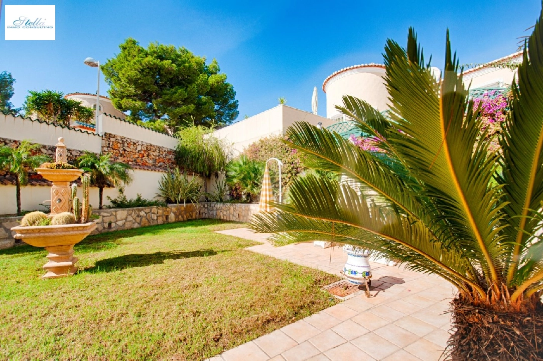 villa en Benissa(El Magraner) en venta, superficie 310 m², aire acondicionado, parcela 1000 m², 4 dormitorios, 3 banos, piscina, ref.: AM-11829DA-3700-48