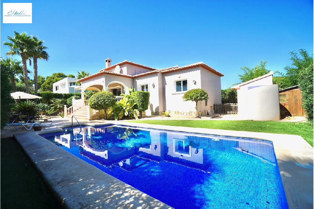 villa en Moraira(Camarrocha) en venta, superficie 140 m², aire acondicionado, parcela 807 m², 3 dormitorios, 2 banos, piscina, ref.: CA-H-1690-AMBEI-5