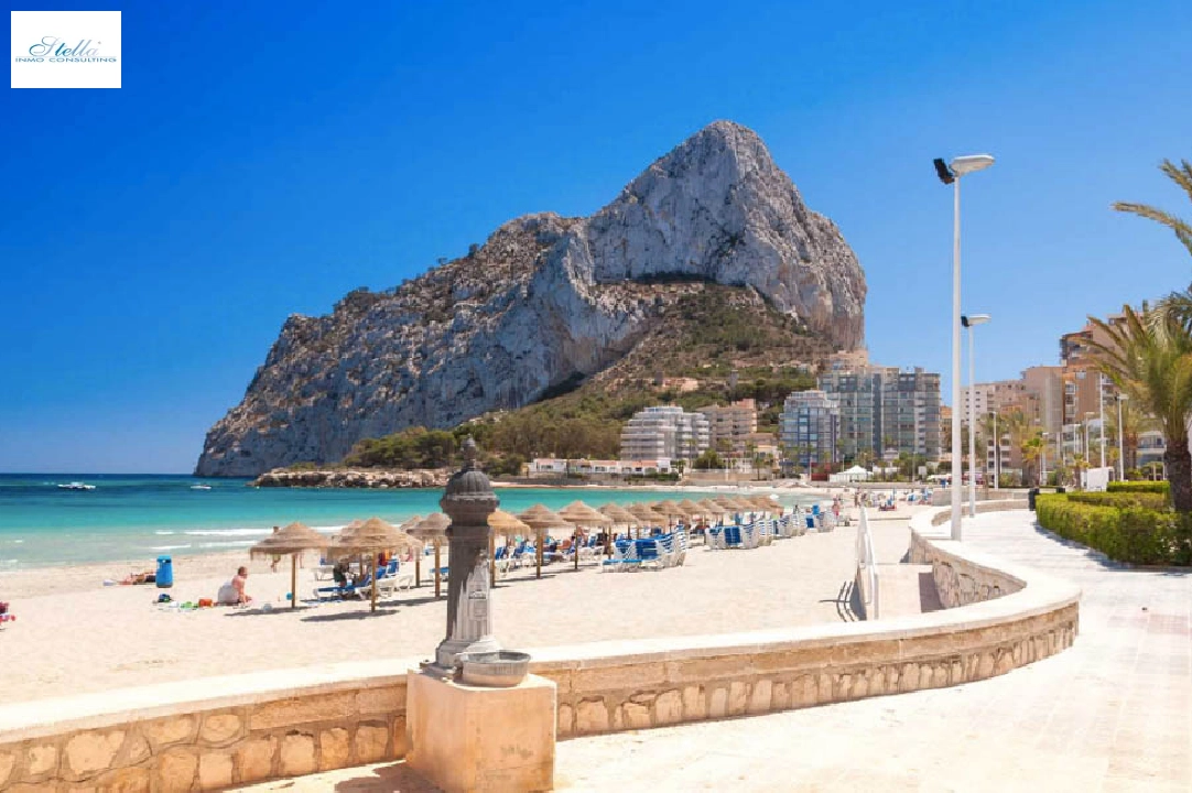 villa en Calpe(Ortenbach) en venta, superficie 604 m², aire acondicionado, parcela 880 m², 4 dormitorios, 4 banos, ref.: BP-7027CAL-9