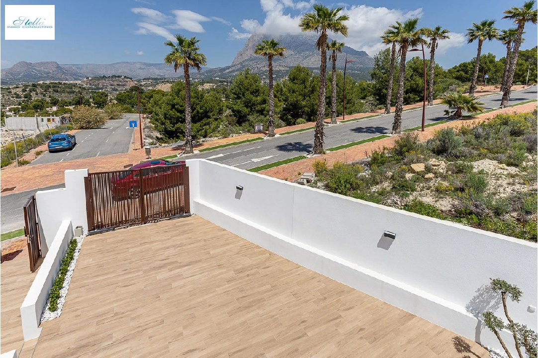 villa en Finestrat en venta, superficie 149 m², estado first owner, parcela 346 m², 3 dormitorios, 2 banos, piscina, ref.: HA-FIN-120-E03-28