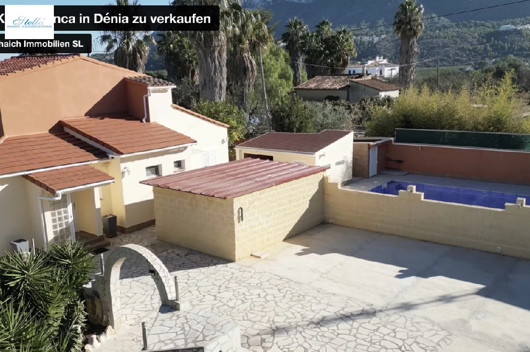 villa en Denia en venta, superficie 215 m², ano de construccion 1978, + calefaccion central, aire acondicionado, parcela 954 m², 5 dormitorios, 2 banos, piscina, ref.: FK-1923-1