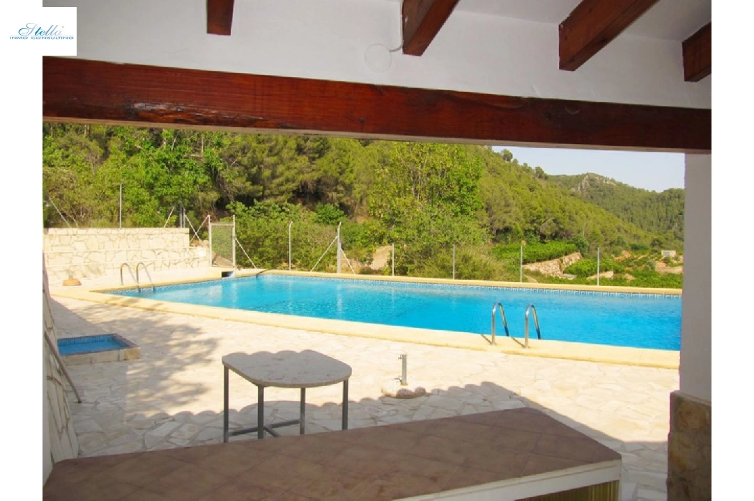 villa en Adsubia en venta, superficie 550 m², ano de construccion 1990, + estufa, aire acondicionado, parcela 37000 m², 4 dormitorios, 3 banos, piscina, ref.: O-V24614D-16