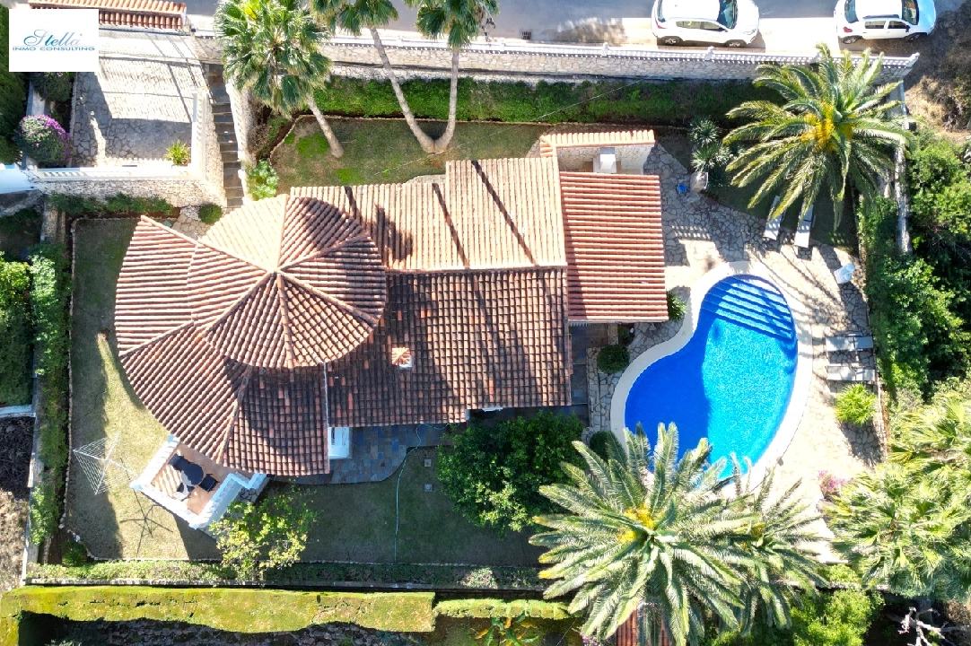 villa en Denia en venta, superficie 149 m², ano de construccion 1983, + KLIMA, aire acondicionado, parcela 780 m², 2 dormitorios, 2 banos, piscina, ref.: FK-0124-20