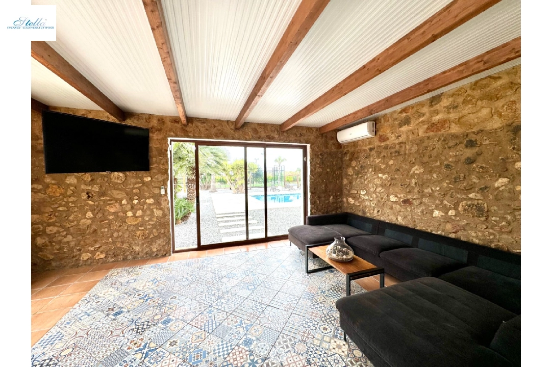 villa en Pedreguer en venta, superficie 250 m², aire acondicionado, parcela 15000 m², 5 dormitorios, 2 banos, piscina, ref.: VI-CHA362-11