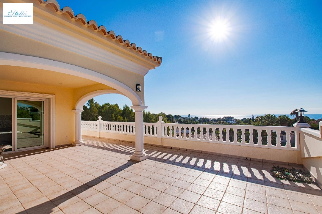 villa en Moraira(Pla del mar) en venta, superficie 466 m², aire acondicionado, parcela 2040 m², 5 dormitorios, 5 banos, piscina, ref.: AM-12066DA-3700-21
