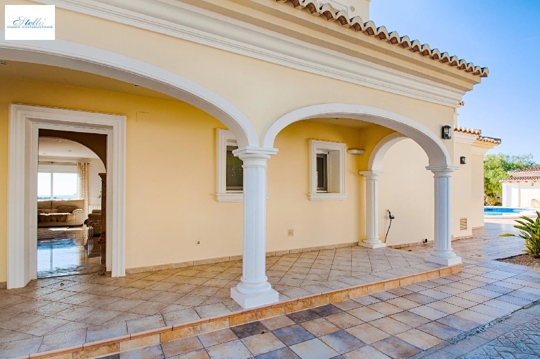 villa en Moraira(Pla del mar) en venta, superficie 466 m², aire acondicionado, parcela 2040 m², 5 dormitorios, 5 banos, piscina, ref.: AM-12066DA-3700-24