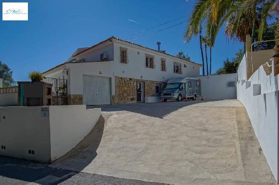 villa-in-La-Nucia-Barranco-Hondo-for-sale-BP-7051NUC-2.webp