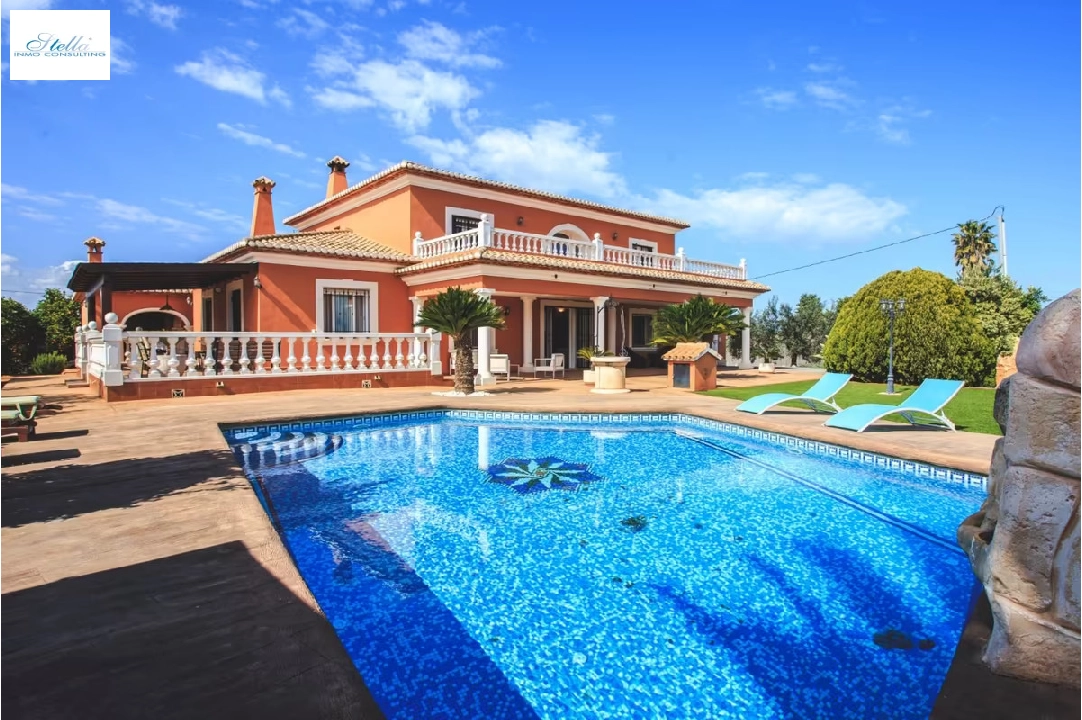 villa en Denia(Torrecarrals) en venta, superficie 442 m², estado neat, + calefaccion central, parcela 4441 m², 3 dormitorios, 4 banos, piscina, ref.: MNC-0124-3