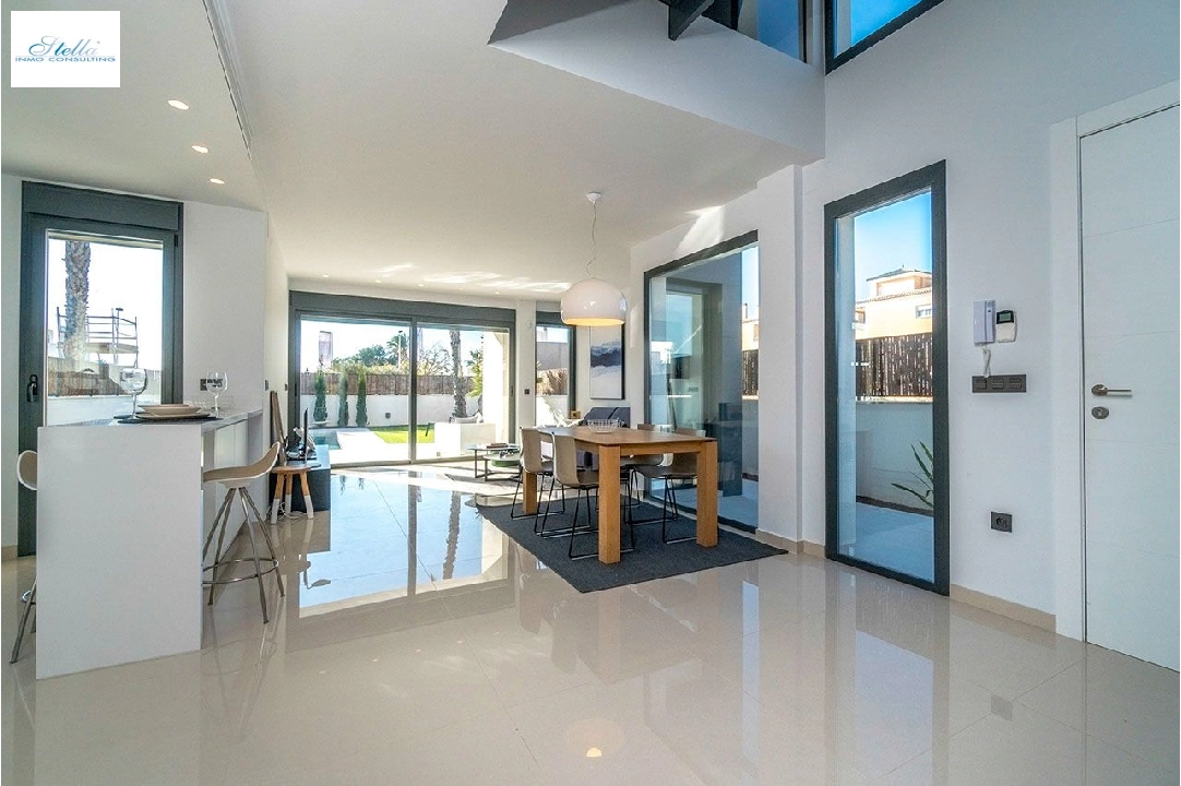 villa en La Marina en venta, superficie 235 m², estado first owner, aire acondicionado, parcela 272 m², 3 dormitorios, 3 banos, piscina, ref.: HA-MAN-246-E01-4