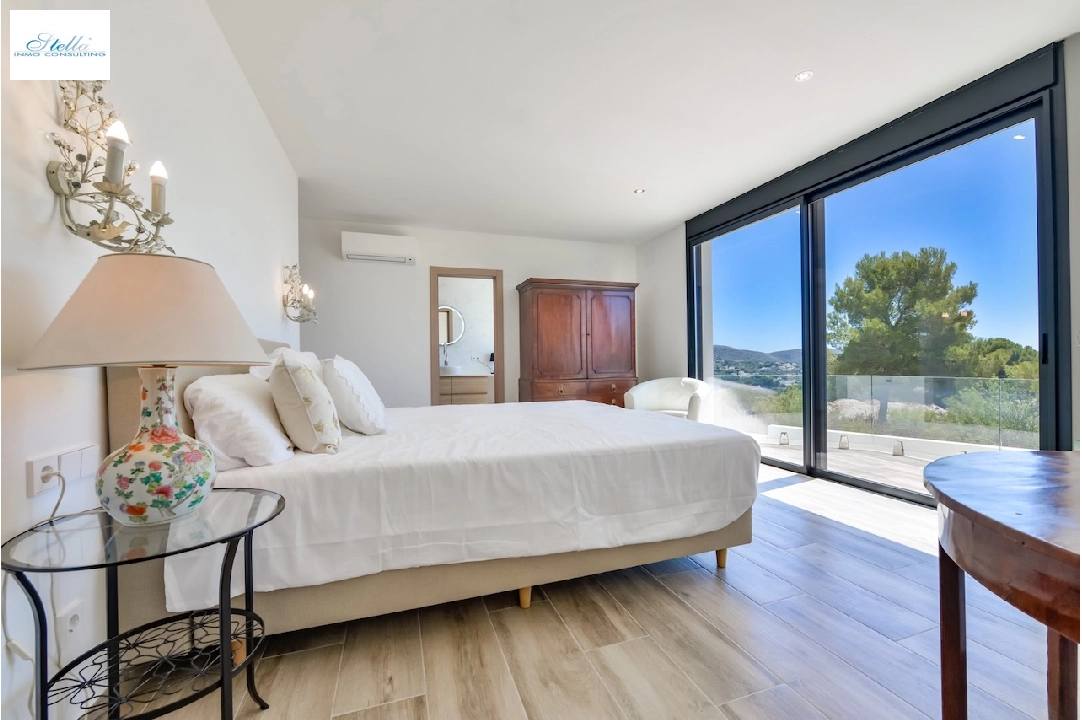 villa en Moraira(La Sabatera) en venta, superficie 259 m², aire acondicionado, parcela 811 m², 4 dormitorios, 3 banos, piscina, ref.: CA-H-1766-AMBI-15