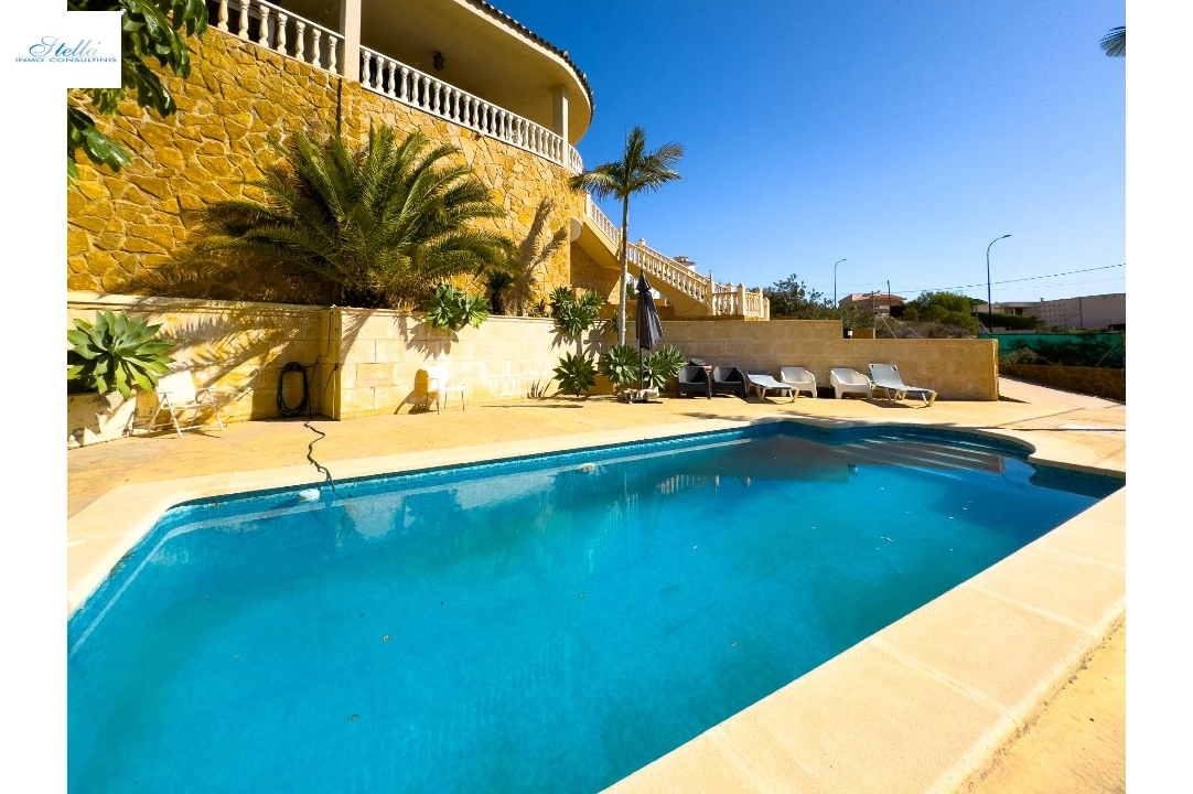 villa en El Campello(Cala dor) en venta, superficie 260 m², aire acondicionado, parcela 804 m², 3 dormitorios, 2 banos, ref.: AM-1238DA-3700-31