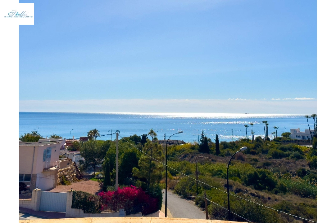 villa en El Campello(Cala dor) en venta, superficie 260 m², aire acondicionado, parcela 804 m², 3 dormitorios, 2 banos, ref.: AM-1238DA-3700-7