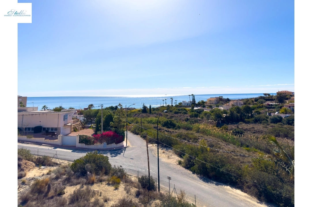 villa en El Campello(Cala dor) en venta, superficie 260 m², aire acondicionado, parcela 804 m², 3 dormitorios, 2 banos, ref.: AM-1238DA-3700-8