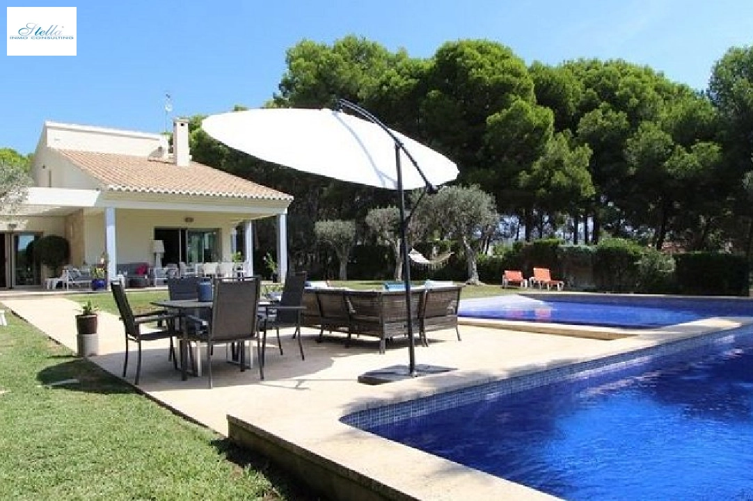 villa en Moraira(La Cometa) en venta, superficie 268 m², aire acondicionado, parcela 1846 m², 5 dormitorios, 4 banos, piscina, ref.: CA-H-1780-AMB-2