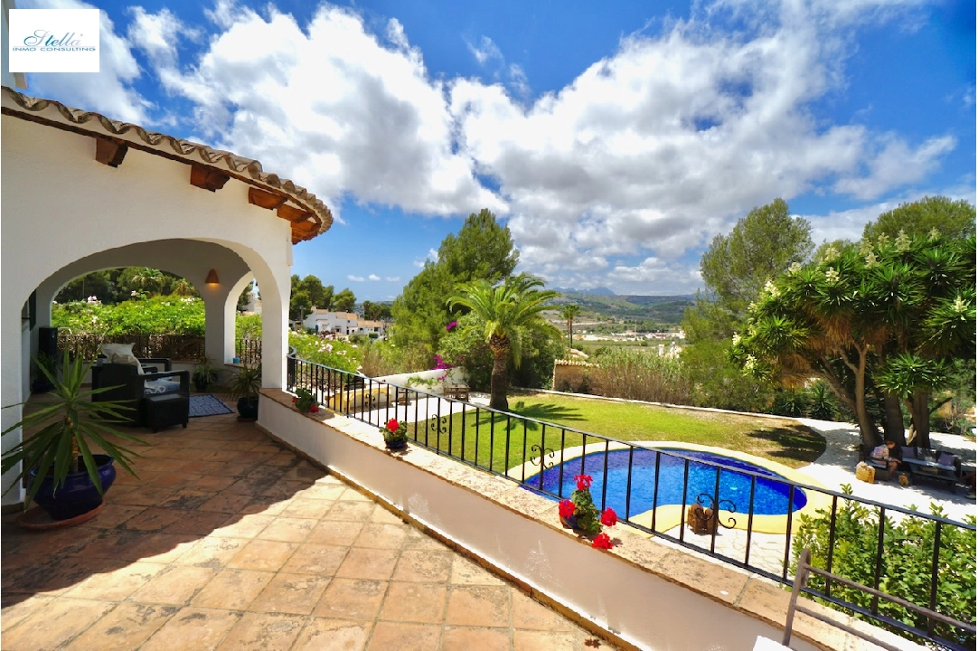 villa en Moraira(Moraira Alcasar) en venta, superficie 267 m², aire acondicionado, parcela 972 m², 5 dormitorios, 3 banos, piscina, ref.: CA-H-1781-AMBI-26