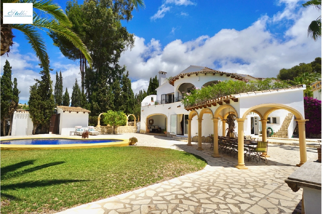 villa en Moraira(Moraira Alcasar) en venta, superficie 267 m², aire acondicionado, parcela 972 m², 5 dormitorios, 3 banos, piscina, ref.: CA-H-1781-AMBI-40