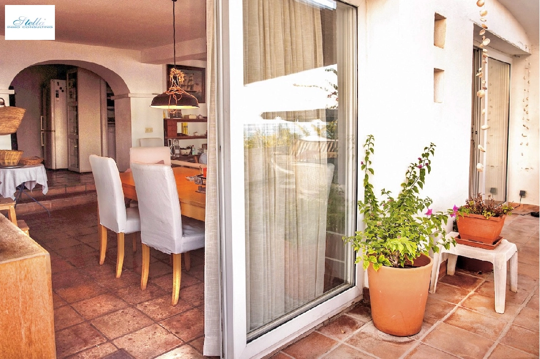 apartamento en Moraira(Moraira Centre) en venta, superficie 110 m², parcela 440 m², 4 dormitorios, 1 banos, ref.: CA-A-1789-AMBE-6