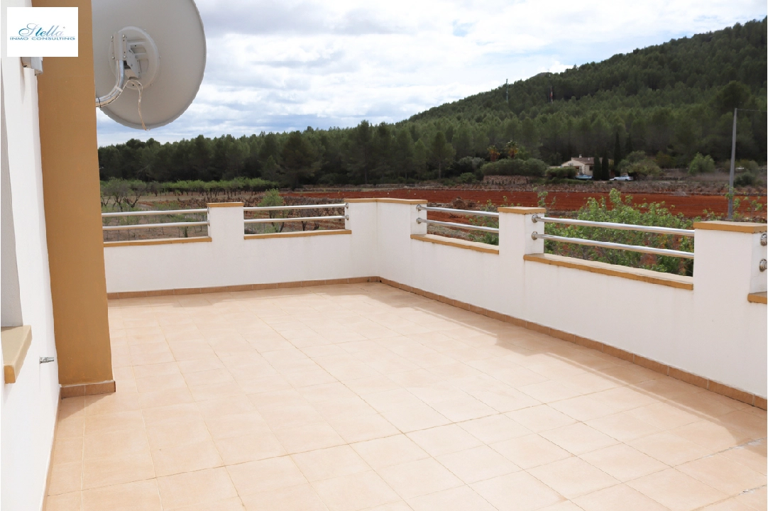 villa en Jalon en venta, superficie 279 m², parcela 13009 m², 4 dormitorios, 4 banos, ref.: PT-24004-33