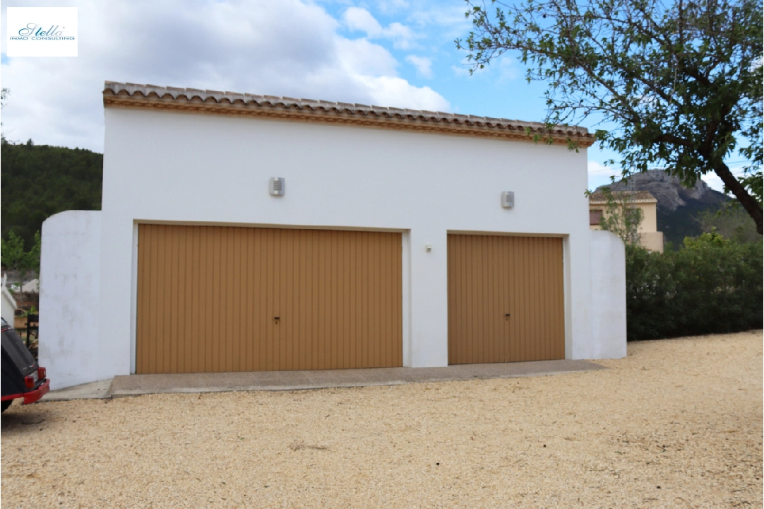 villa en Jalon en venta, superficie 279 m², parcela 13009 m², 4 dormitorios, 4 banos, ref.: PT-24004-50