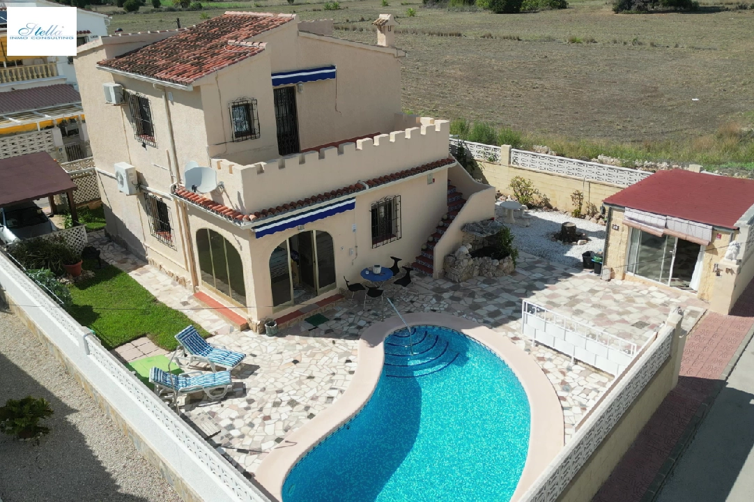 villa en Els Poblets en venta, superficie 124 m², ano de construccion 1982, + calefacción individual, aire acondicionado, parcela 419 m², 4 dormitorios, 2 banos, piscina, ref.: RG-0424-3