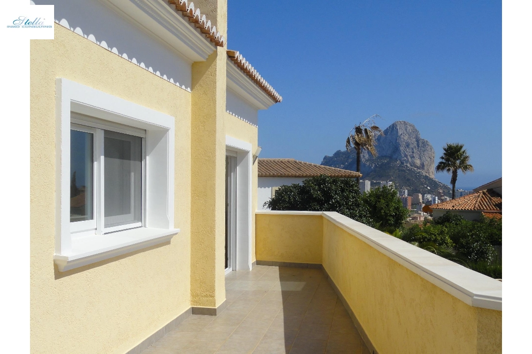 villa en Calpe(Calpe) en venta, superficie 410 m², aire acondicionado, parcela 983 m², 3 dormitorios, 3 banos, piscina, ref.: COB-982-10535-11