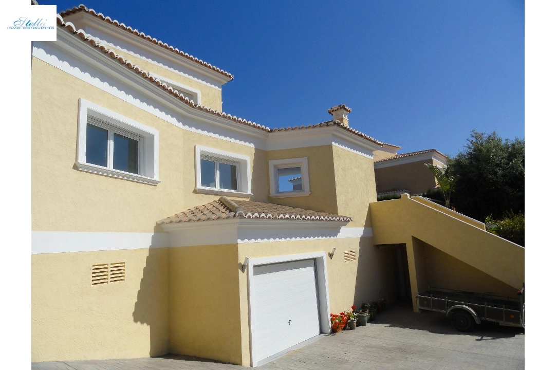 villa en Calpe(Calpe) en venta, superficie 410 m², aire acondicionado, parcela 983 m², 3 dormitorios, 3 banos, piscina, ref.: COB-982-10535-13