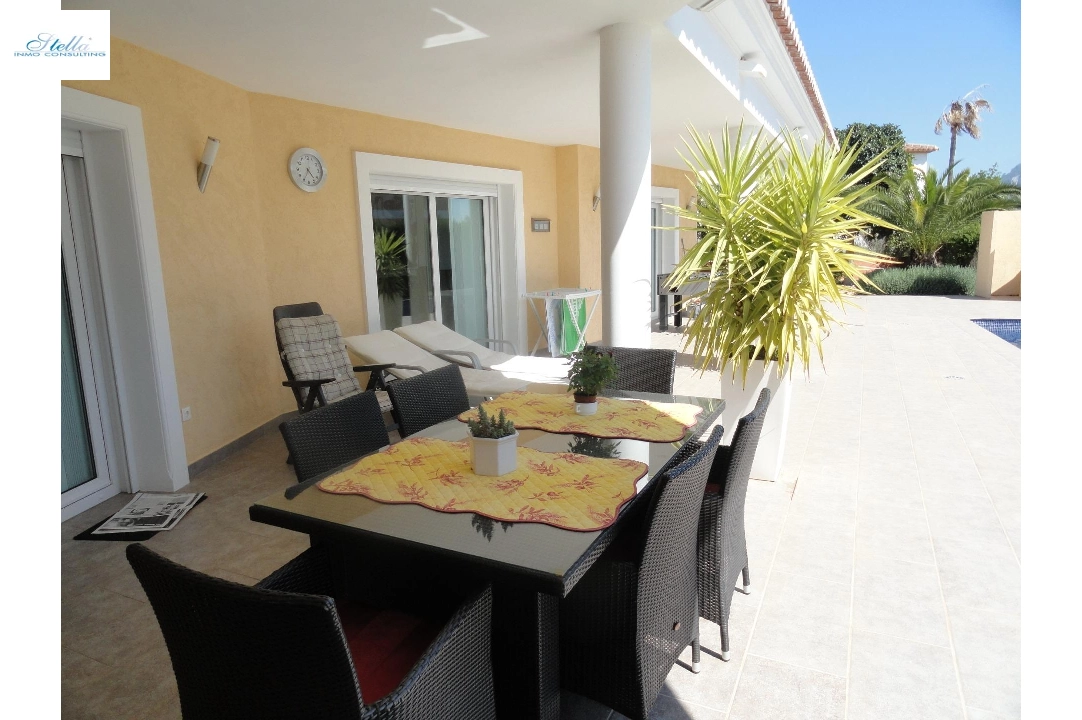 villa en Calpe(Calpe) en venta, superficie 410 m², aire acondicionado, parcela 983 m², 3 dormitorios, 3 banos, piscina, ref.: COB-982-10535-16