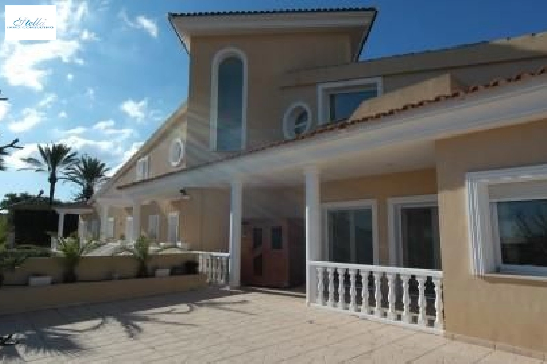 villa en L-Alfas del Pi(Escandinavia) en venta, superficie 500 m², aire acondicionado, parcela 1268 m², 5 dormitorios, 5 banos, piscina, ref.: COB-1343-10535-8