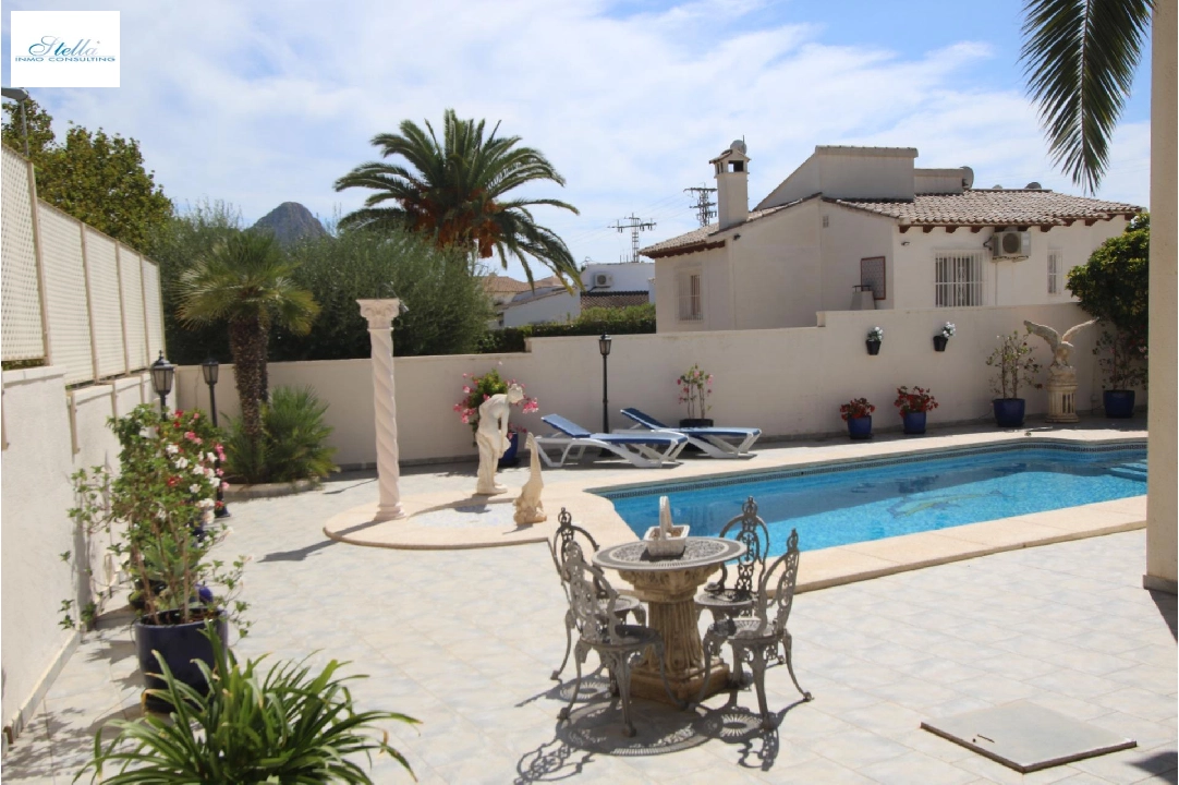 villa en Calpe(Pla roig) en venta, superficie 212 m², aire acondicionado, parcela 800 m², 2 dormitorios, 2 banos, piscina, ref.: COB-3301-10535-32