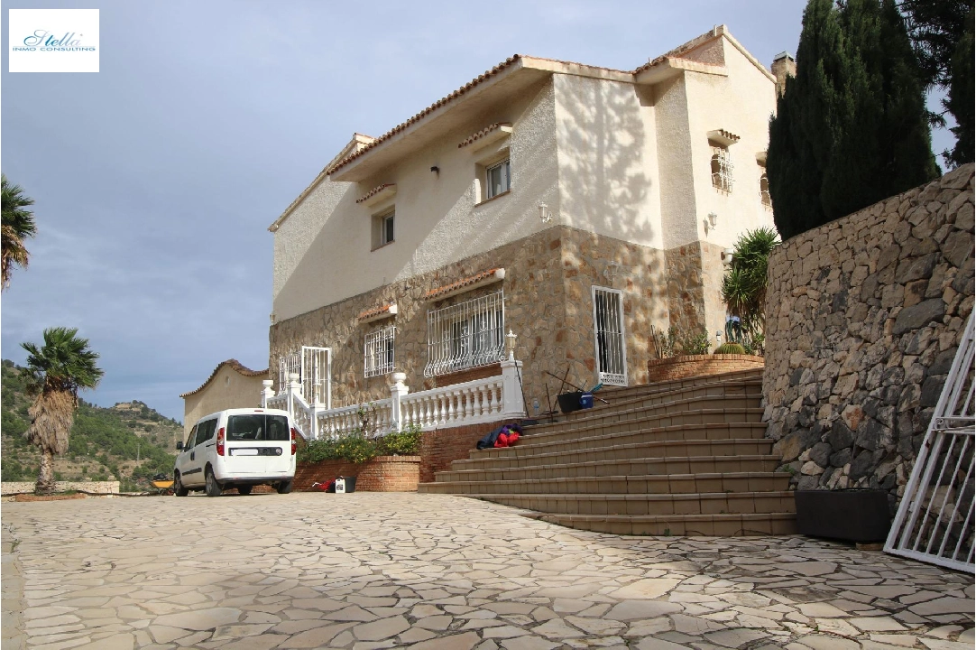 villa en Calpe(La Canuta) en venta, superficie 609 m², parcela 3102 m², 4 dormitorios, 4 banos, piscina, ref.: COB-3330-10535-49