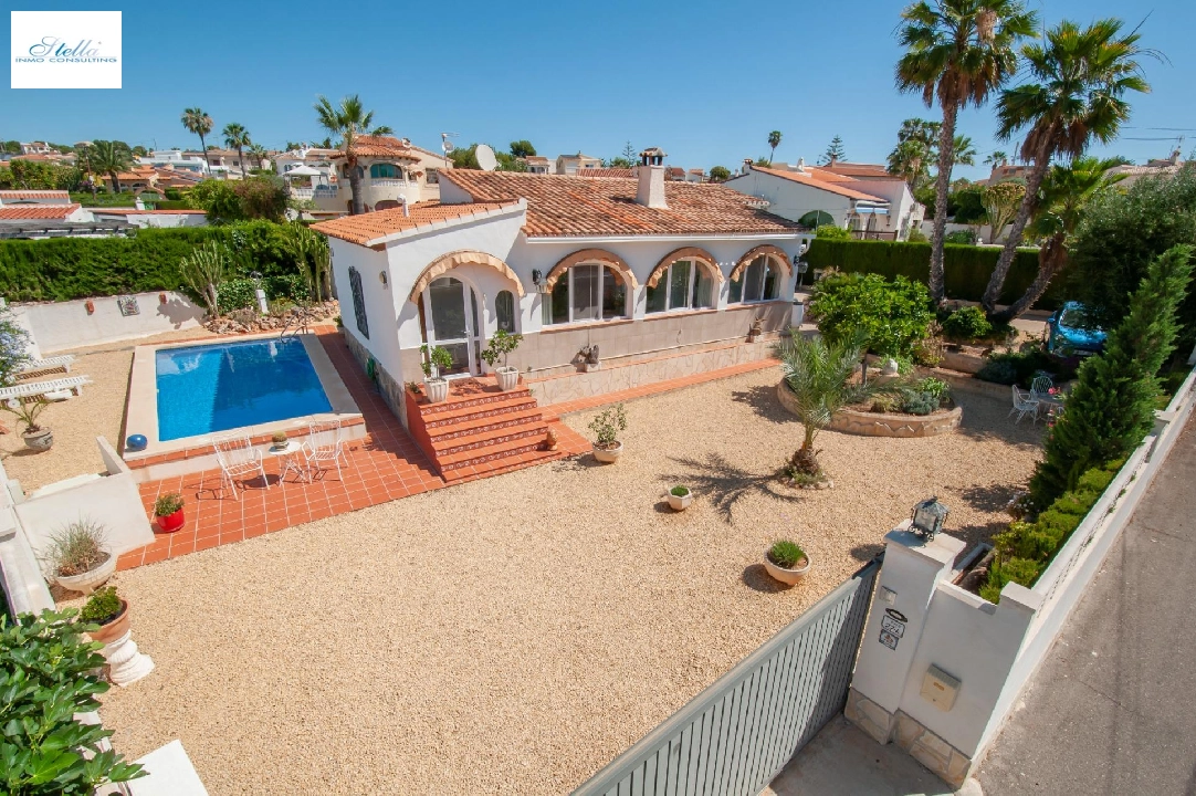 villa en Calpe(Pla roig) en venta, superficie 145 m², aire acondicionado, parcela 800 m², 3 dormitorios, 2 banos, piscina, ref.: COB-3377-10535-46