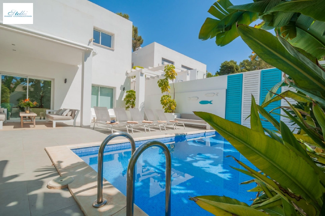 villa en Moraira(El Portet) en venta, superficie 180 m², aire acondicionado, parcela 1300 m², 4 dormitorios, 4 banos, piscina, ref.: COB-3455-10535-8