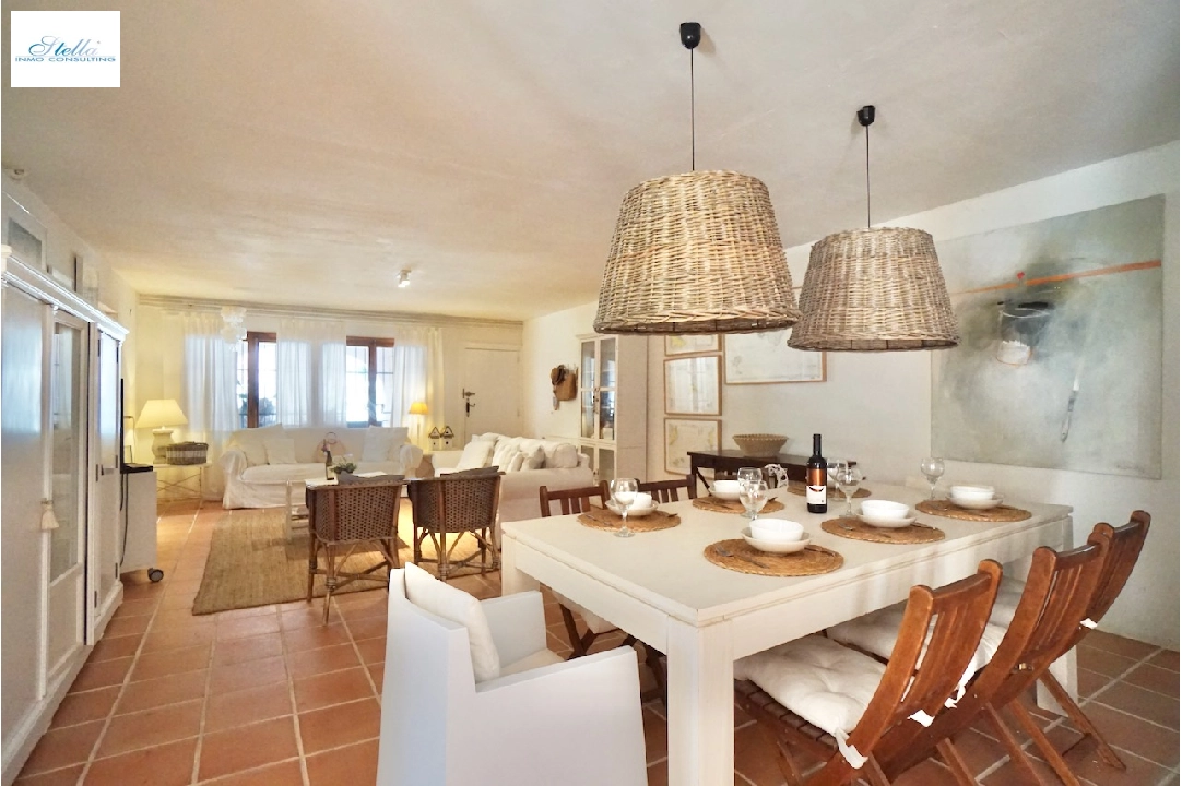 villa en Moraira(Moravit) en venta, superficie 555 m², parcela 1175 m², 7 dormitorios, 5 banos, piscina, ref.: CA-H-1795-AMBE-13