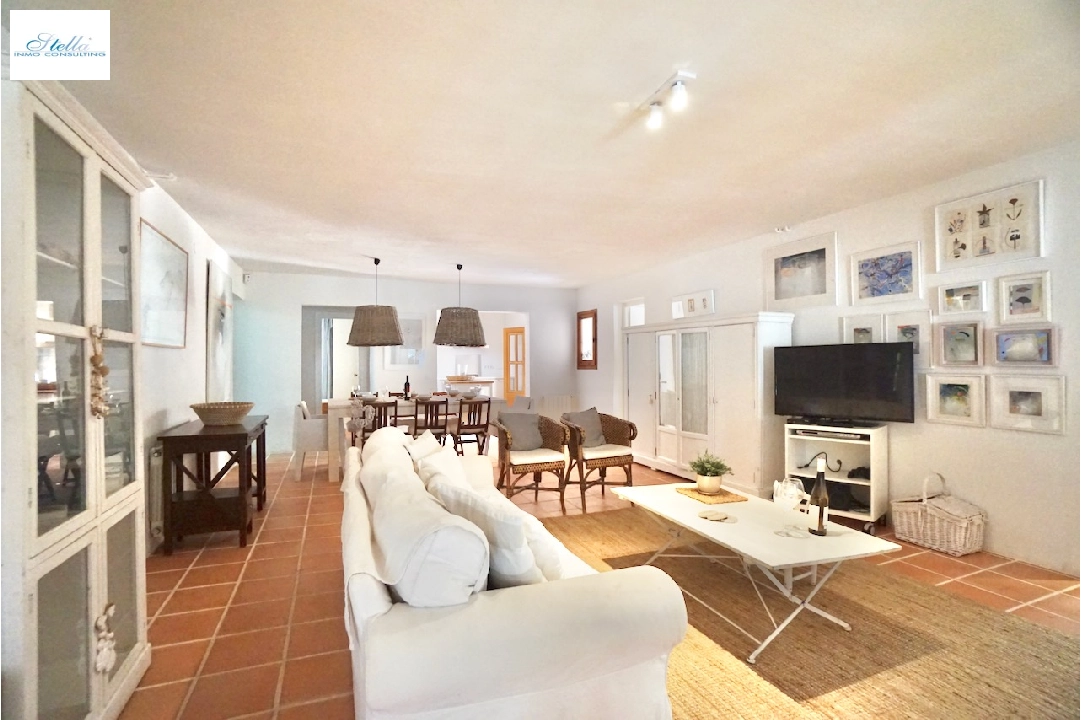 villa en Moraira(Moravit) en venta, superficie 555 m², parcela 1175 m², 7 dormitorios, 5 banos, piscina, ref.: CA-H-1795-AMBE-9