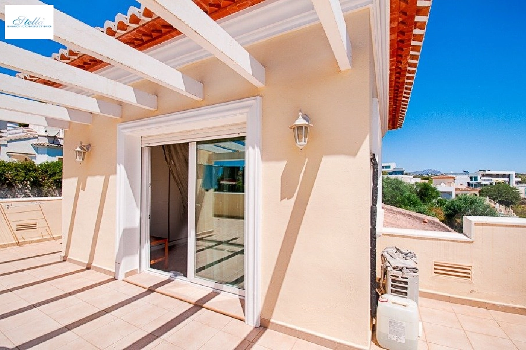 villa en Moraira en venta, superficie 270 m², ano de construccion 2007, aire acondicionado, parcela 797 m², 4 dormitorios, 3 banos, piscina, ref.: AM-11778DA-27