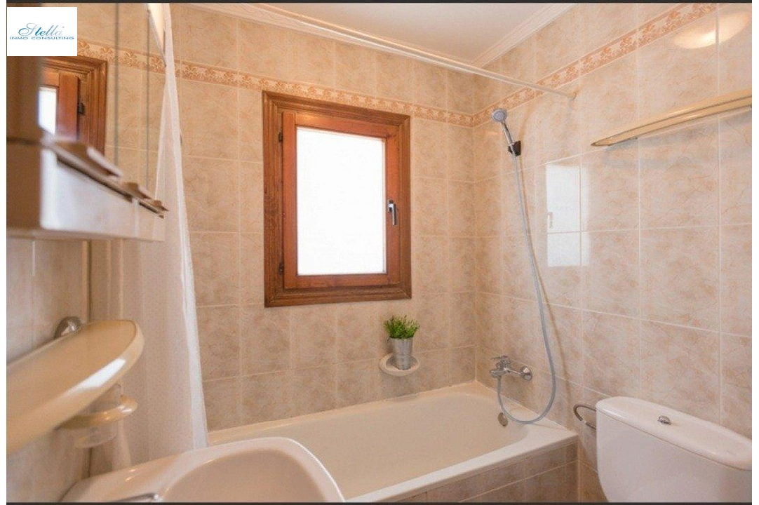 villa en Calpe en venta, superficie 90 m², + estufa, aire acondicionado, parcela 800 m², 3 dormitorios, 1 banos, piscina, ref.: AM-11853DR-18